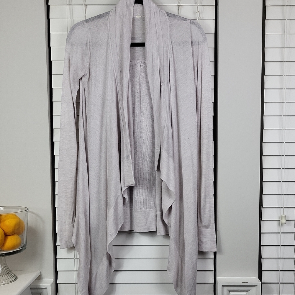 Lululemon‎ Athletica Gray Women's cardigan. Size 8